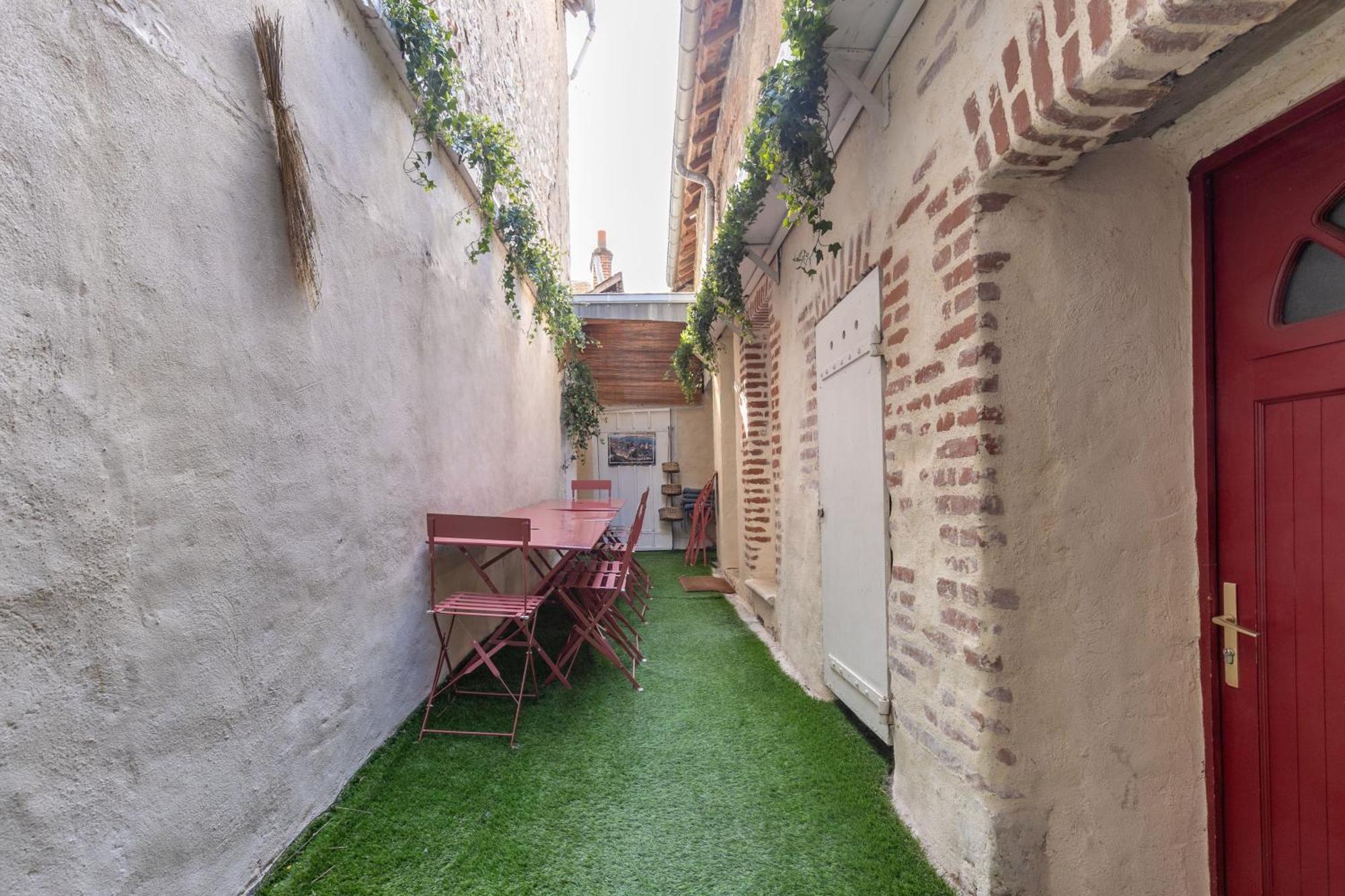 La Chambree Des Chalands Blois Bagian luar foto